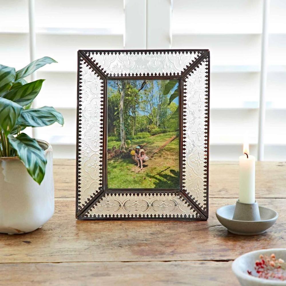 6×4′ Recycled Glass And Antique Brass Metal Photo Frame | Picture frames Home Accessories Picture frames