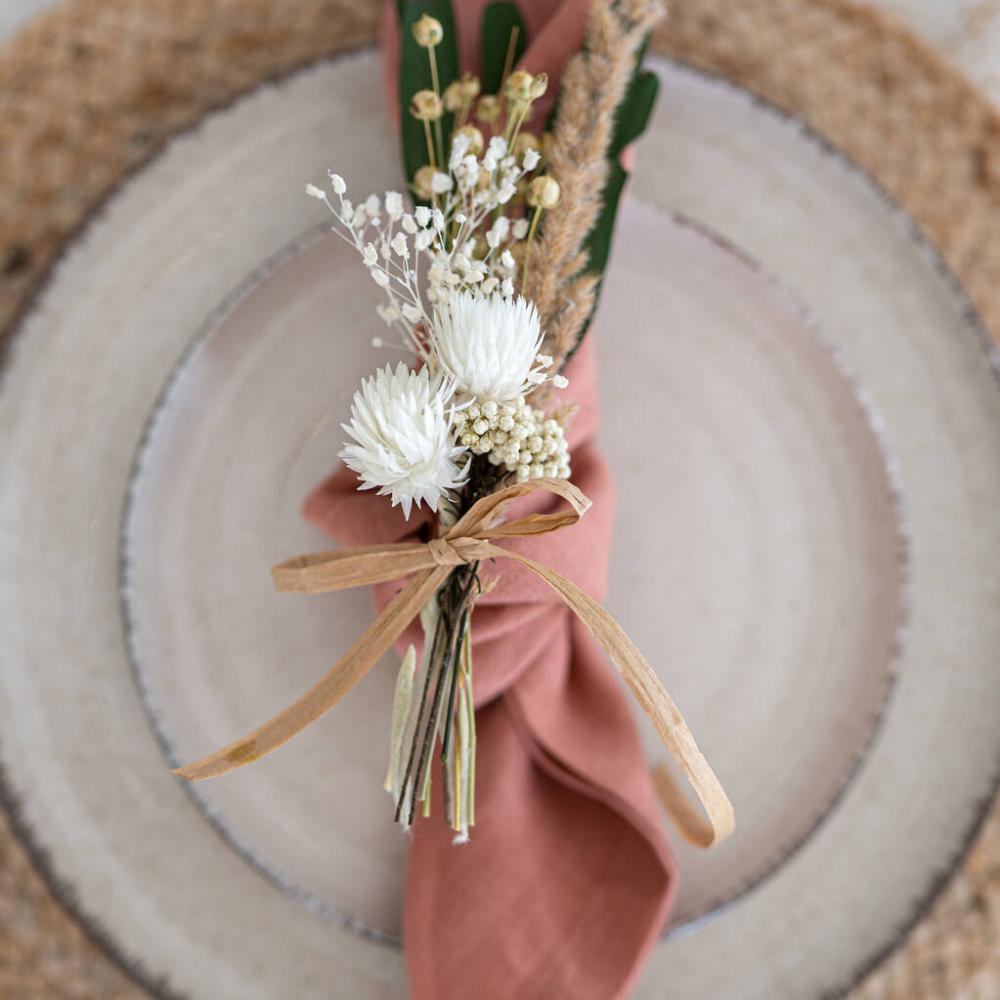 Dried Flower Posy For Place Settings And Gift Wrap | Dried flowers Dried flowers Dried flowers