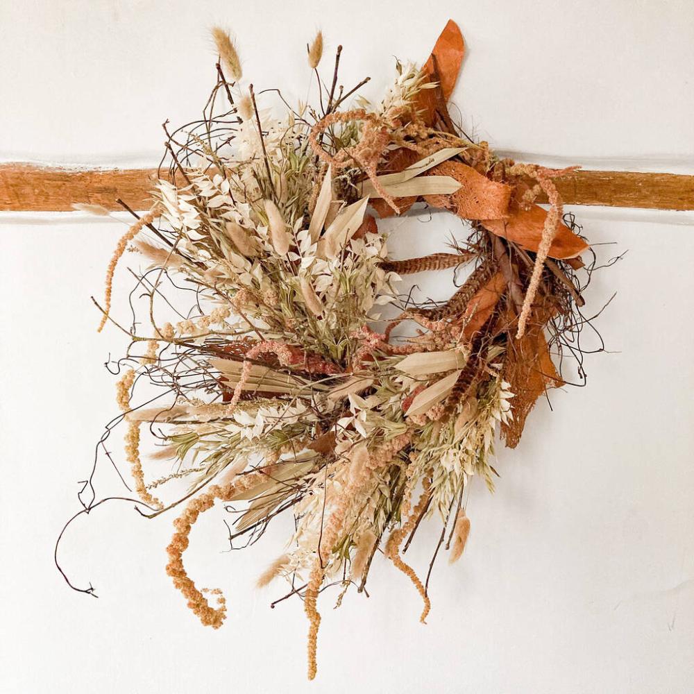 Dried Ruscus Amaranth Wreath With Bunny Tails | Floral wreaths Floral wreaths Floral wreaths