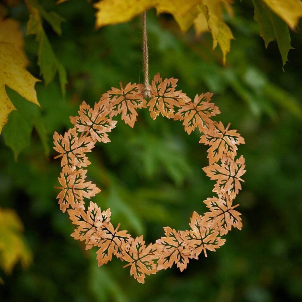 Golden Leaves Metal Wreath | Floral wreaths Floral wreaths Floral wreaths