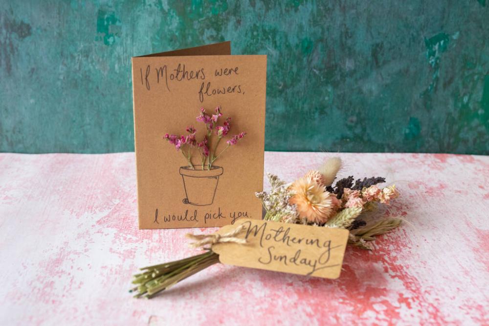 Happy Mothers Day Dried Flower Mini Posy With Tag | Dried flowers Dried flowers Dried flowers