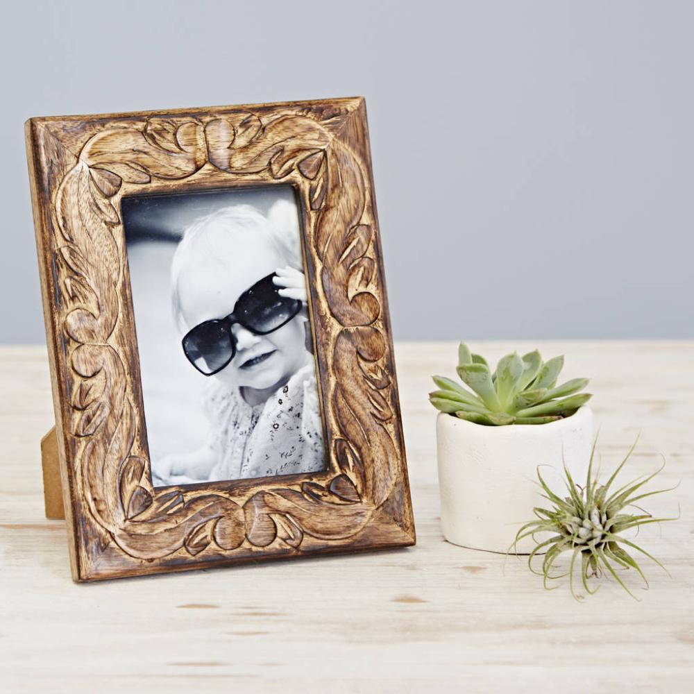 Jaraja Hand Carved Mango Wood 6×4′ Photo Frame | Picture frames Home Accessories Picture frames