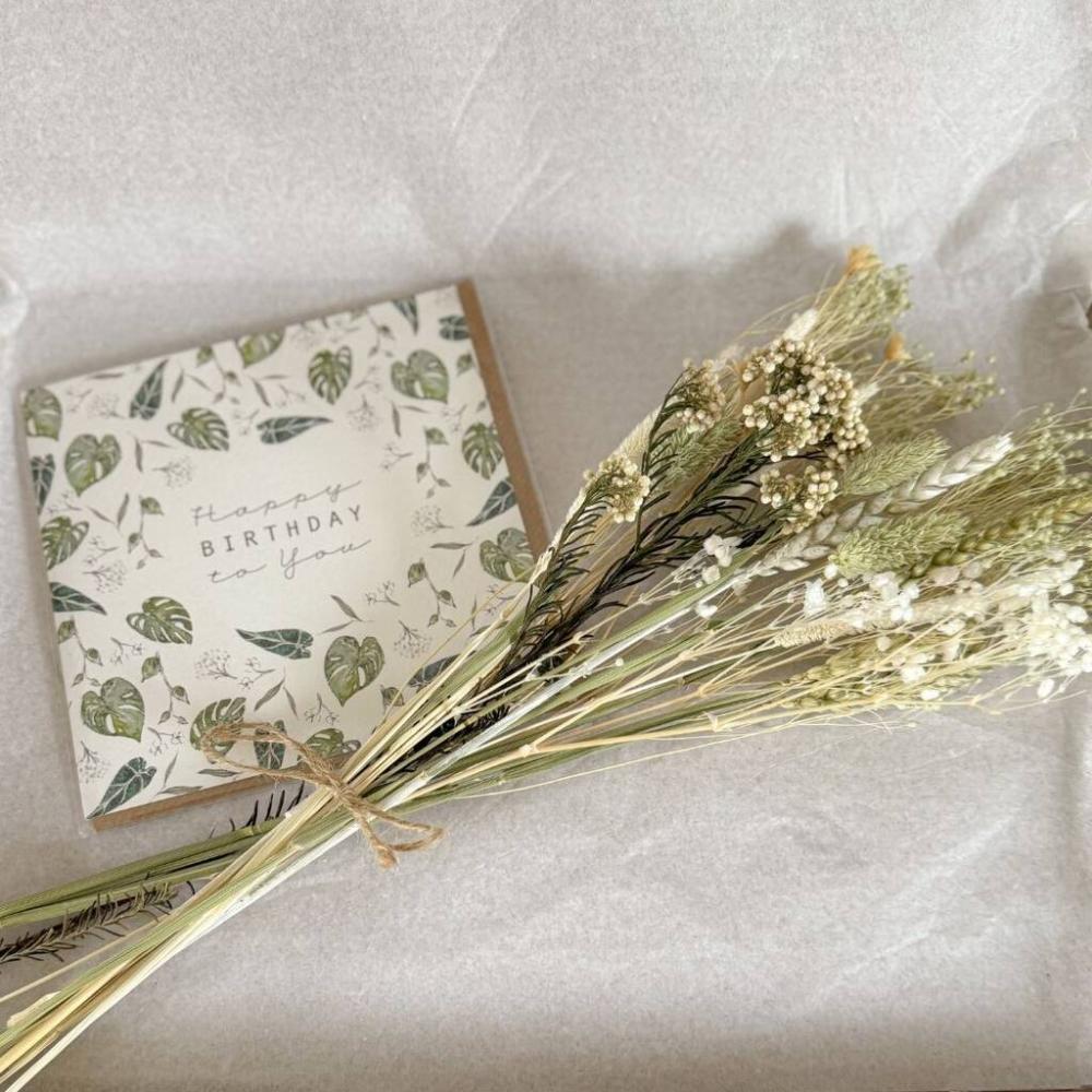 Letterbox Dried Flowers With Birthday Card | Dried flowers Dried flowers Dried flowers