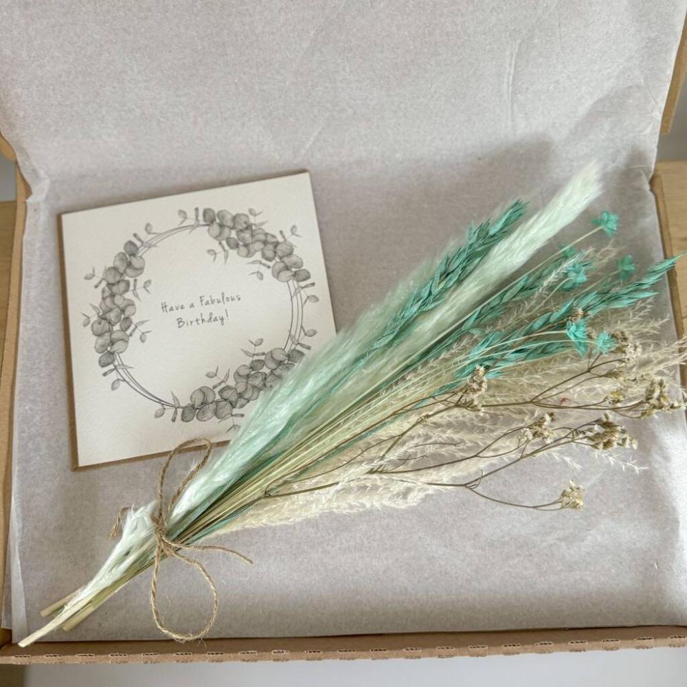 Pampas Grass Letterbox Bouquet With Birthday Card | Dried flowers Dried flowers Dried flowers