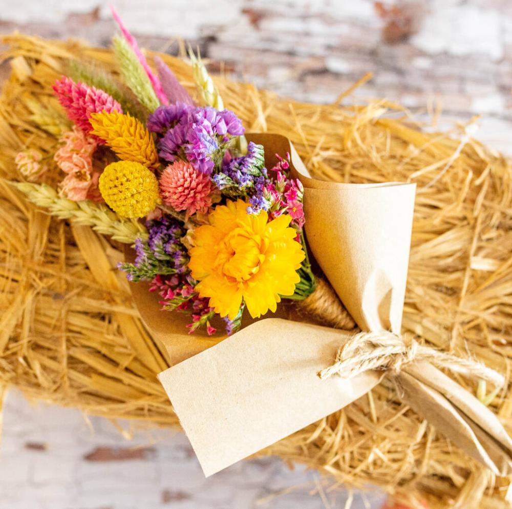 Small Dried Flower Posy | Dried flowers Dried flowers Dried flowers