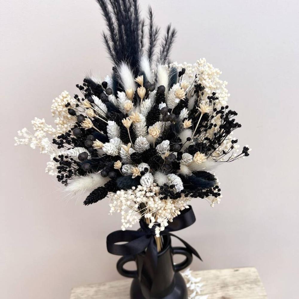 Black And White Dried Flower Bridesmaid Bouquet | Dried flowers Dried flowers Dried flowers