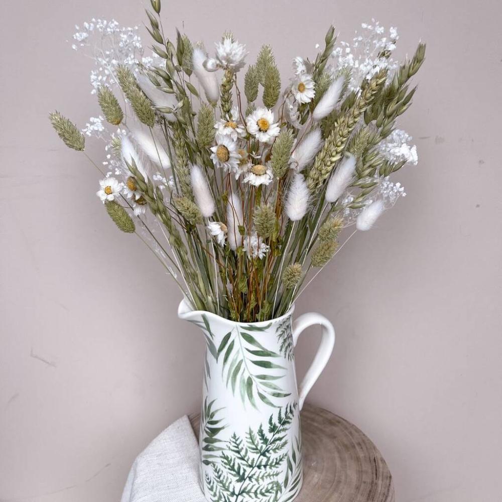 Green Natural Dried Flower Arrangement With Daisies | Dried flowers Dried flowers Dried flowers