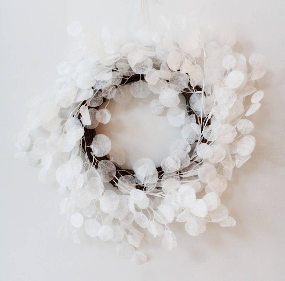 Ivory Honesty Christmas Wreath | Floral wreaths Floral wreaths Floral wreaths