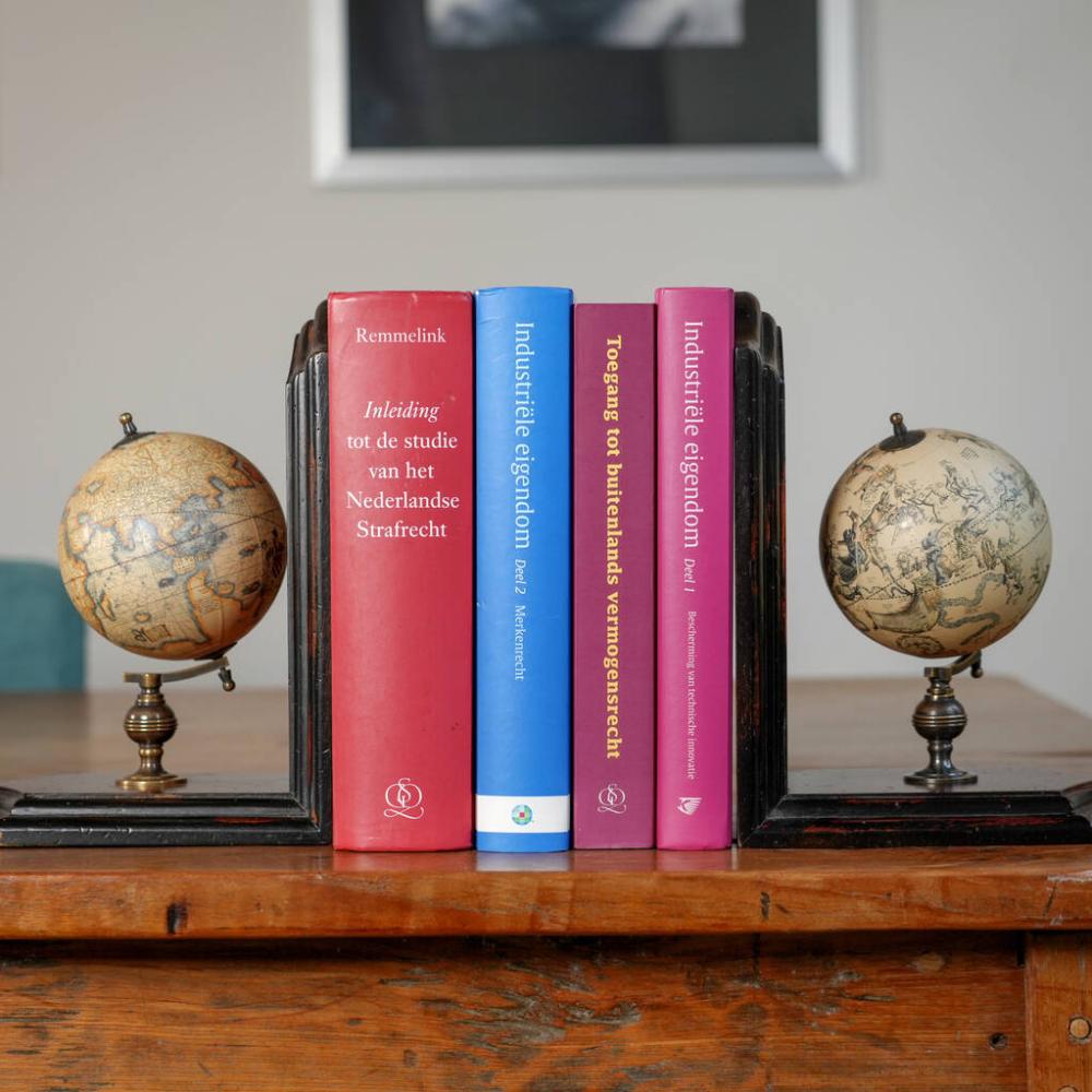 Globe Bookends | Bookends Bookends Bookends